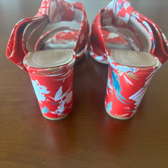 Lewitt Fabric Floral Sandal 39 - 8.5 - Picture 6 of 7
